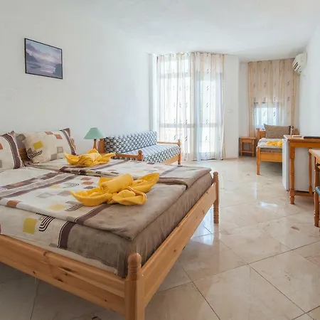 Stefanov 1 Hotel Lozenets